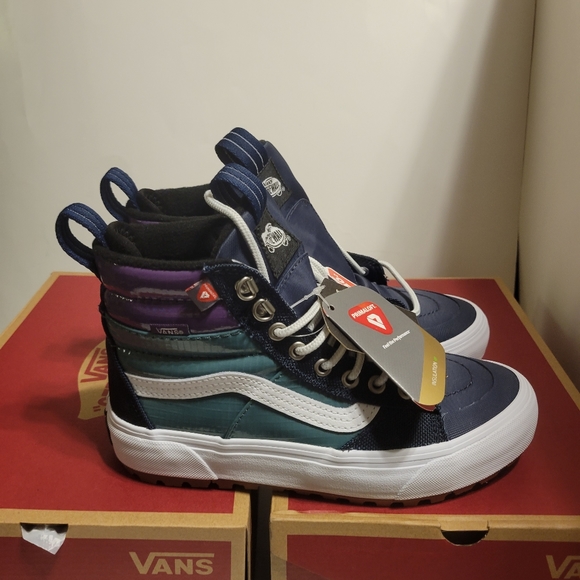 Vans SK8-HI MTE 2.0 DX Casual Shoes, Color: Dress Blues/Jasper Men\'s 5.5 main image 6
